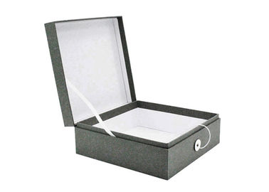 Quadratische geformte Papierhandwerks-Geschenkbox-Größe 19 * 19* 7,7 cm mit Seil-offener Art fournisseur