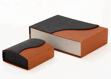 Geschäfts-Art-magnetische Schließungs-Geschenkbox-Buch-Form-Größe 15 * 11 * 4 cm fournisseur