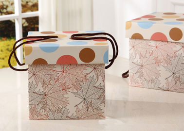 Belasten Sie große Kraftpapier Geschenkbox 300g, Imbiss-Verpackenkästen mit Seil-Griff fournisseur