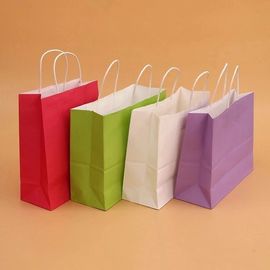 Recyclebare farbige Kraftpapier-Papiertüten, kundenspezifische Brown-Papiertüten für Kaufhäuser fournisseur