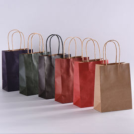 Kundengebundene Größe farbige Kraftpapier-Papiertüten, Brown-Papier-Geschenk sackt umweltfreundliches ein fournisseur
