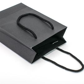 Personifizierte Druckpapptaschen mit Griffen, schwarze Papierfördermaschinen-Taschen fournisseur