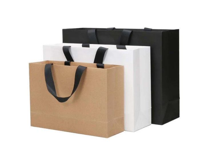Hohe Haltbarkeit druckte Kraftpapier-Papiertüte-Riss-Widerstand-kundengebundenen Form-Entwurf fournisseur