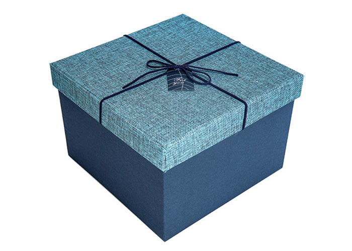 Bowknot-Gewohnheit Druckgeschenkbox-handgemachte reine Farbverschiedene Größe verfügbar fournisseur